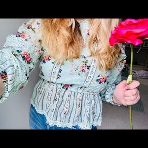 Ice blue floral vintage blouse